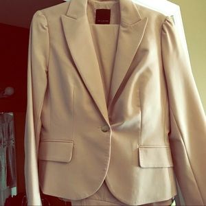 The Limited size 6 light pink suit